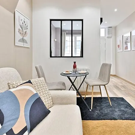 Apartament Place De La Nation