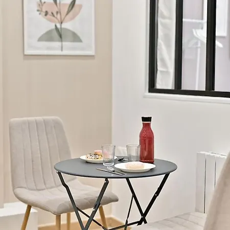 Apartament Place De La Nation *